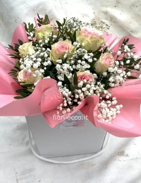 Bouquet fresh di rose rosa